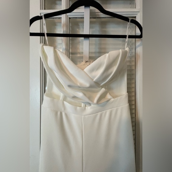 Lulu’s Strapless Halter Jumpsuit-Size Small - Picture 4 of 16